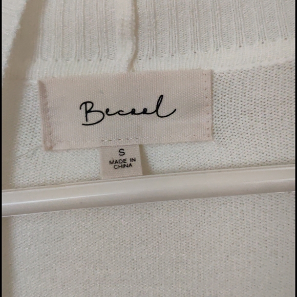 Cardigan - Picture 3 of 3